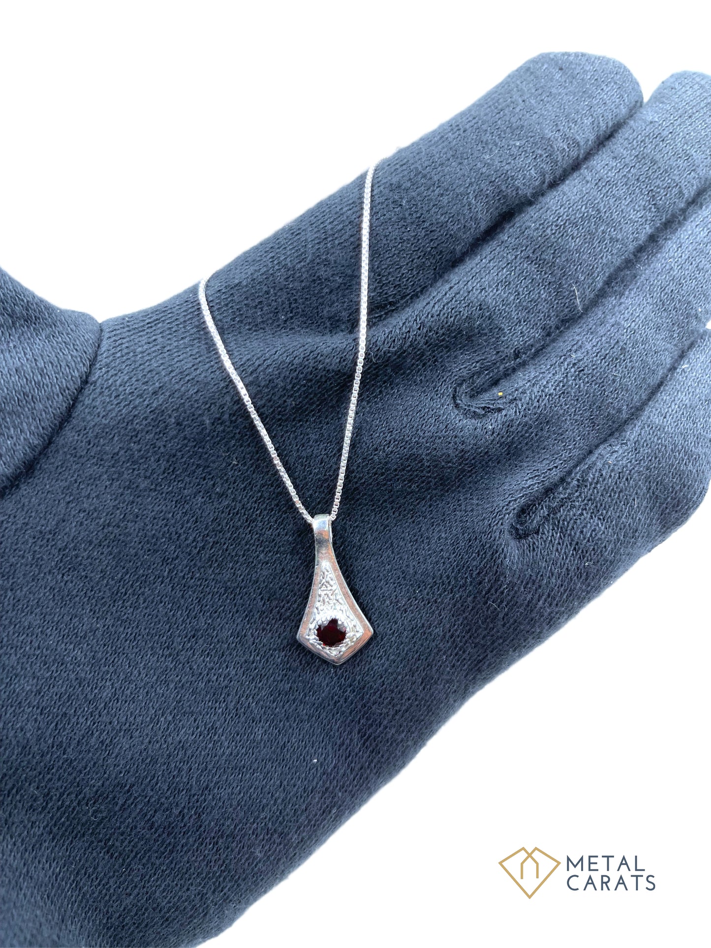 Metal Carats 925 Sterling Silver Garnet Hammer Pendant | Women | Natural Gemstone | Light weight