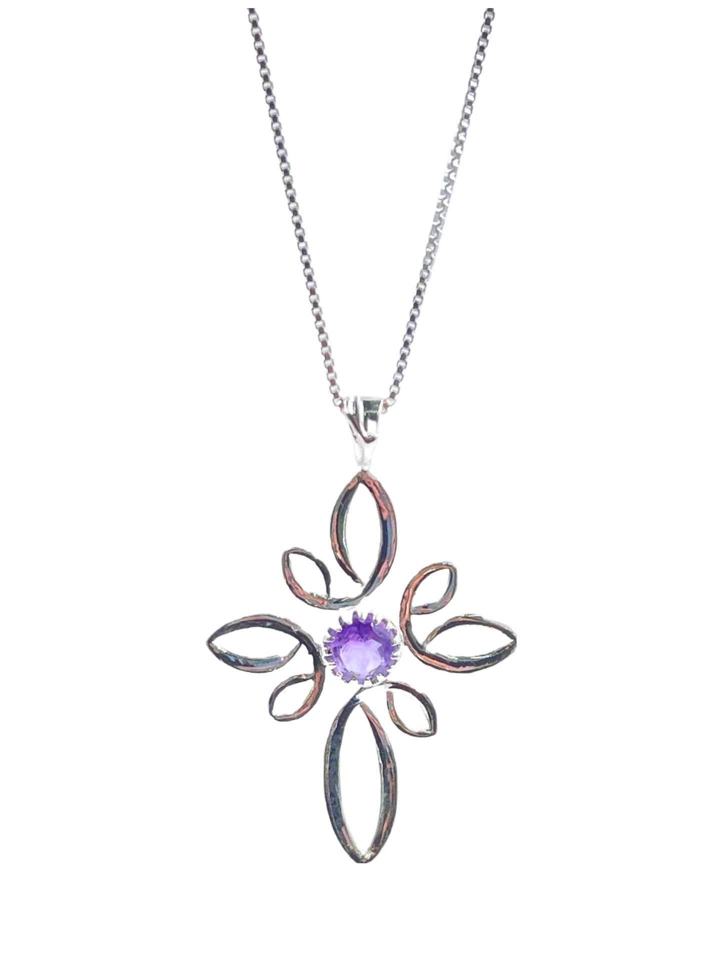 METALCARATS Metal Carats 925 Sterling Silver Flower Round Amethyst Pendant with chain | Women | Natural Gemstones | Hallmark