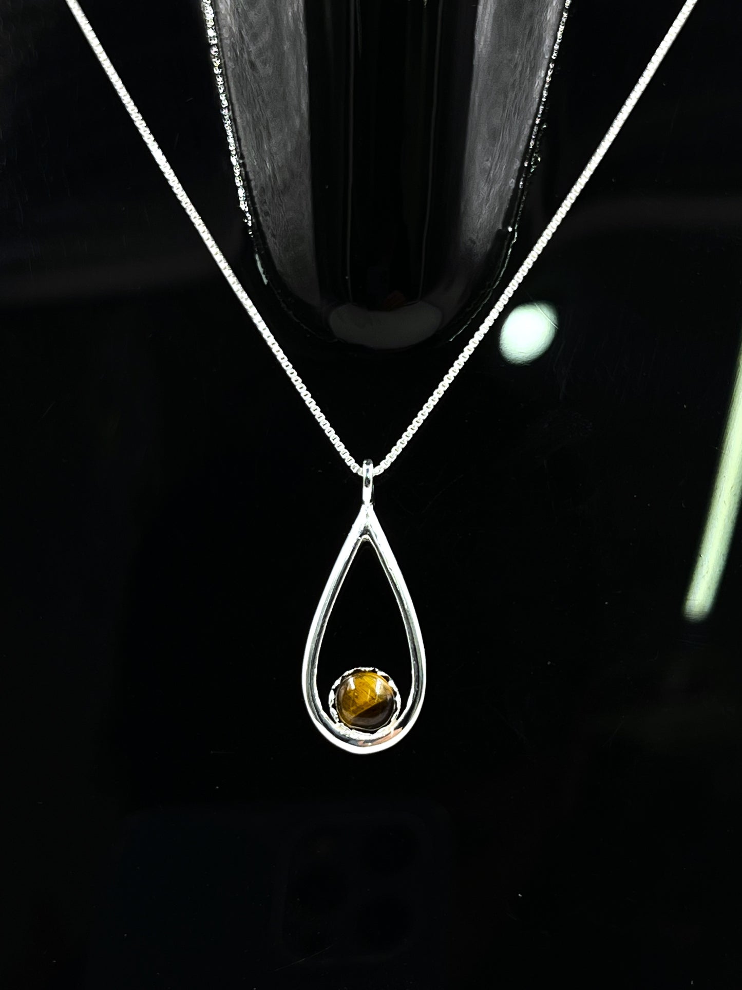 METALCARATS Metal Carats 925 Sterling Silver Round Cabochon Tigers Eye Pendant | Pear Shaped Pendant | Natural Gemstones | Women