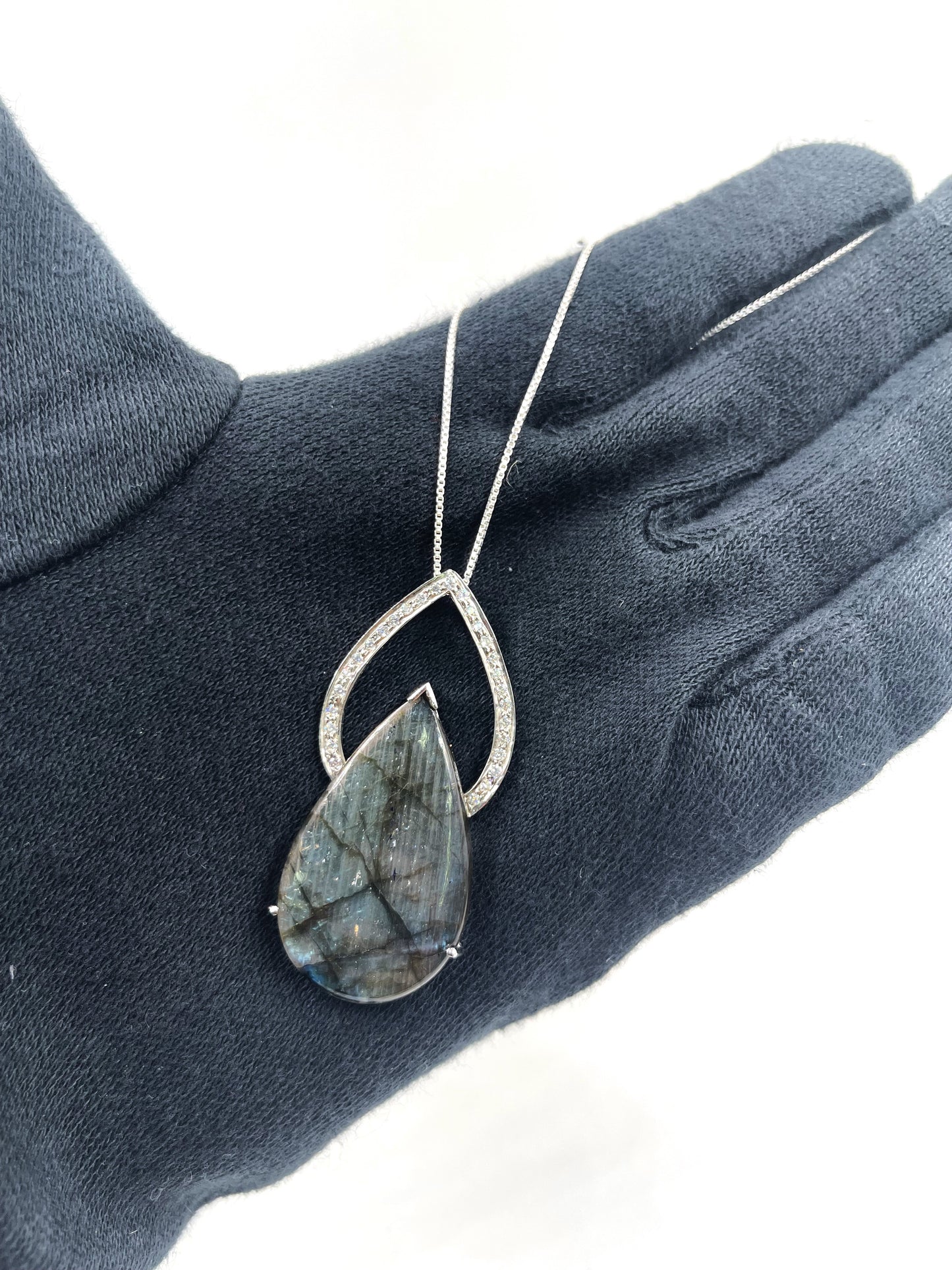 METALCARATS Metal Carats 925 Sterling Silver Tablet Labradorite Pendant with chain | Fire Pendant | Natural Stone | Women