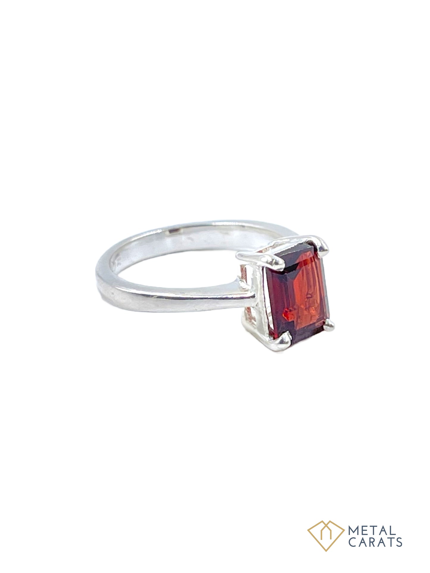 Metal Carats Almandine Garnet Rectangular Ring in 925 Sterling Silver | Women | Garnet